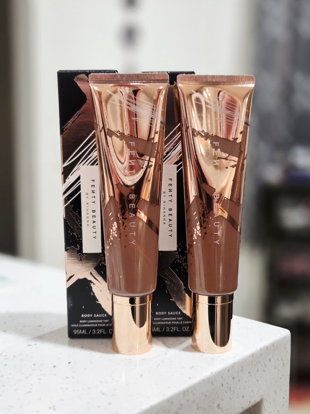 Fenty Beauty Body Sauce Illuminating Tint in Medium Brown (Glow Finish)